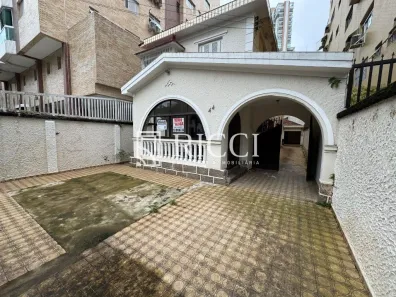Sobrado com 4 Quartos à venda, 338m² no Boqueirão, Santos