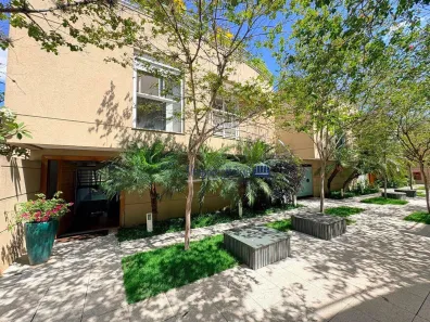 Casa com 3 Quartos à venda, 320m² no Vila Madalena, São Paulo
