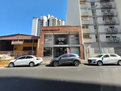 Ponto Comercial para alugar, 45m² no Centro, Uberlândia