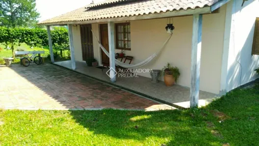Casa de Condomínio com 3 Quartos à venda, 140m² no Sagrada Família, Gravataí