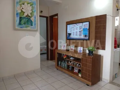 Apartamento com 2 Quartos à venda, 50m² no Chácaras Tubalina e Quartel, Uberlândia