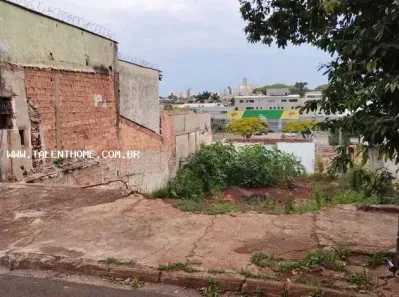 Lote/Terreno à venda, 268m² no Brasília, Londrina