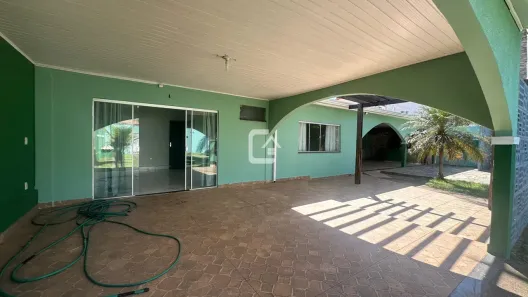 Casa com 3 Quartos para alugar, 210m² no Rio Madeira, Porto Velho
