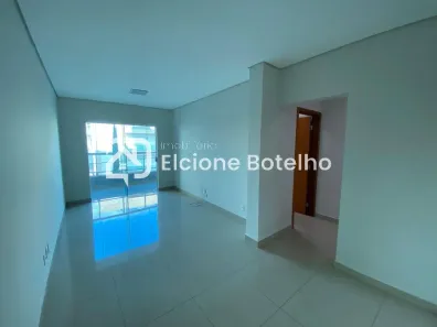 Apartamento com 3 Quartos para alugar, 90m² no Patrimônio, Uberlândia