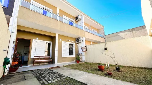 Sobrado com 3 Quartos à venda, 160m² no Balneário Eliane, Guaratuba