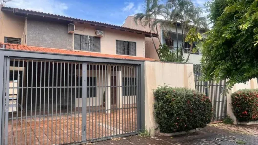 Imóvel Comercial com 4 Quartos para alugar, 320m² no Santa Fé, Campo Grande