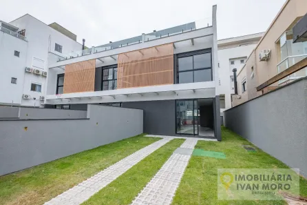 Casa com 3 Quartos à venda, 201m² no Ingleses do Rio Vermelho, Florianópolis