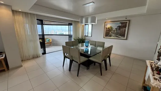 Apartamento com 4 Quartos à venda, 220m² no Monteiro, Recife