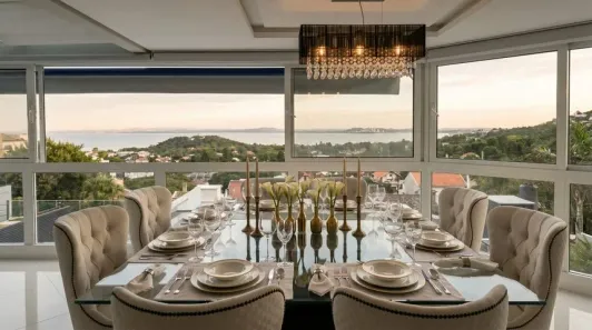 Casa com 4 Quartos à venda, 550m² no Jardim Isabel, Porto Alegre