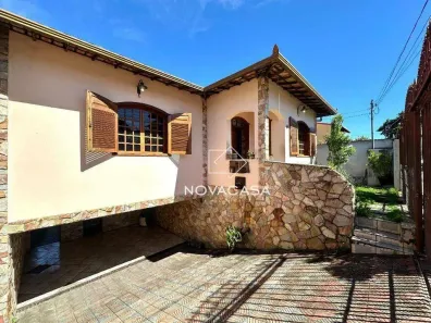 Casa com 3 Quartos à venda, 256m² no Santa Amélia, Belo Horizonte