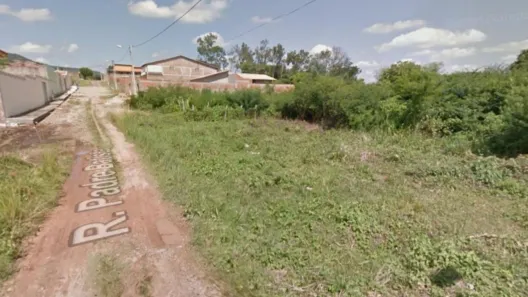 Lote/Terreno à venda, 600m² no Coqueiro, Crato