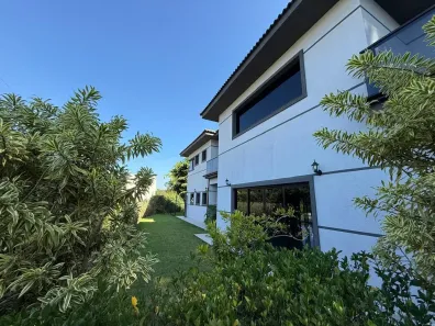 Casa de Condomínio com 5 Quartos para venda ou aluguel, 749m² no Parque Rincão, Cotia