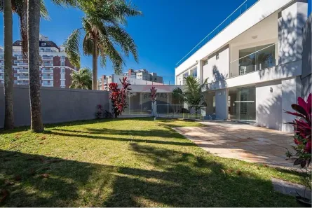 Casa com 3 Quartos para alugar, 514m² no Hugo Lange, Curitiba