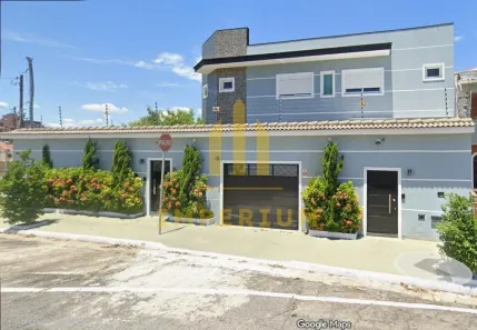 Sobrado com 4 Quartos à venda, 382m² no Vila Nivi, São Paulo