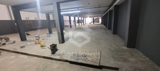 Galpão/Depósito/Armazém à venda, 660m² no Vila Carrão, São Paulo
