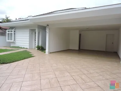 Casa com 4 Quartos à venda, 209m² no Glória, Joinville