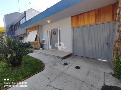 Casa com 5 Quartos à venda, 162m² no Jardim São Pedro, Porto Alegre