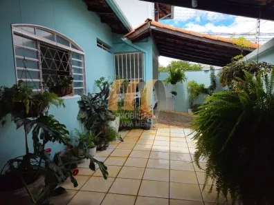 Casa com 3 Quartos à venda, 169m² no São Carlos, Anápolis