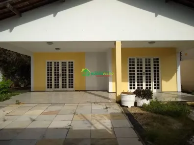 Casa com 4 Quartos para alugar, 275m² no São Cristóvão, Teresina