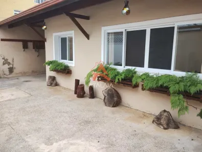 Casa com 3 Quartos à venda, 170m² no Flórida, Praia Grande