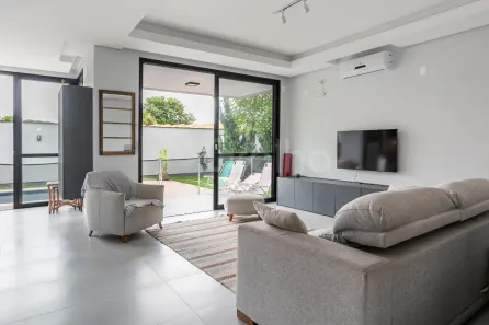 Casa de Condomínio com 3 Quartos à venda, 233m² no Rio Tavares, Florianópolis