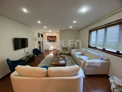 Casa com 5 Quartos à venda, 330m² no Vila Albertina, São Paulo