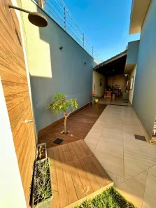 Casa com 3 Quartos para alugar, 140m² no Setor Santa Clara, Anápolis