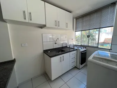 Apartamento com 1 Quarto para alugar, 26m² no Jardim Ipiranga, Maringá