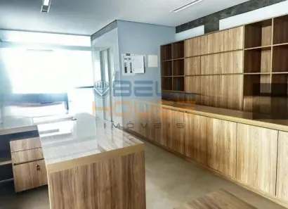 Galpão/Depósito/Armazém à venda, 745m² no Bangú, Santo André