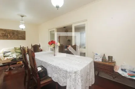 Casa com 5 Quartos à venda, 200m² no Chácara das Pedras, Porto Alegre