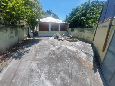 Casa com 3 Quartos à venda, 490m² no Campo Grande, Rio de Janeiro
