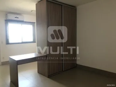 Apartamento com 1 Quarto para alugar, 40m² no Morada da Colina, Uberlândia