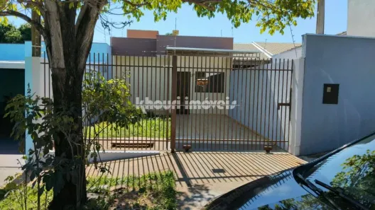 Casa com 2 Quartos para alugar, 70m² no Jardim Dias I, Maringá