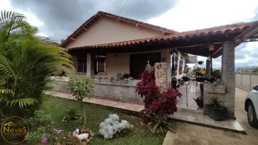 Casa com 3 Quartos à venda, 238m² no Alto Recanto, Paty do Alferes