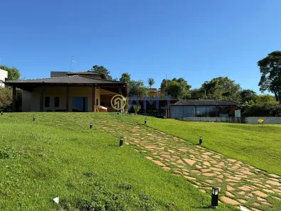 Fazenda/Sítio com 3 Quartos à venda, 2006m² no , Hidrolândia
