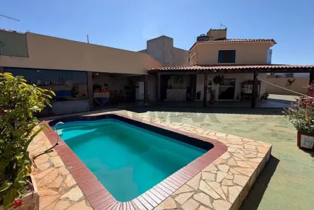 Casa com 3 Quartos à venda, 781m² no Vila São José, Brasília