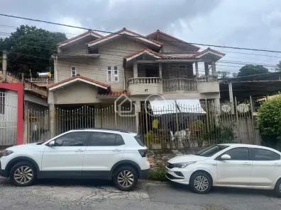 Casa com 5 Quartos à venda, 360m² no Tropical, Contagem