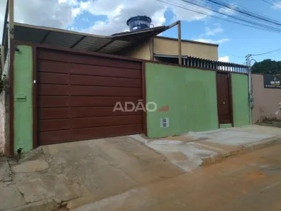 Casa com 3 Quartos à venda, 360m² no Jardim Itaipu, Goiânia