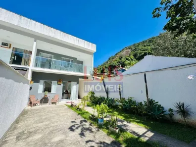 Casa com 4 Quartos à venda, 225m² no Piratininga, Niterói
