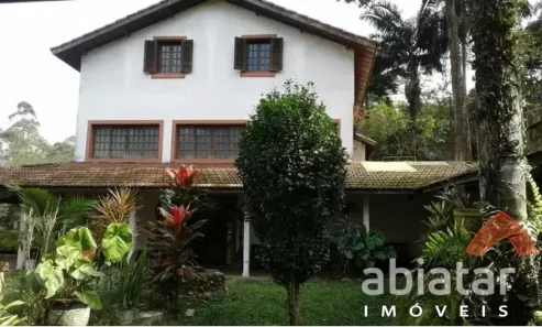 Sobrado com 5 Quartos à venda, 1000m² no Condomínio Iolanda, Taboão da Serra