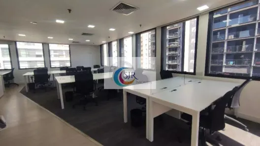Sala Comercial para alugar, 127m² no Vila Olímpia, São Paulo