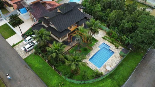 Casa de Condomínio com 5 Quartos à venda, 400m² no Centro, Bertioga