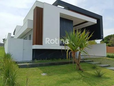 Casa de Condomínio com 3 Quartos à venda, 295m² no Granja Marileusa, Uberlândia