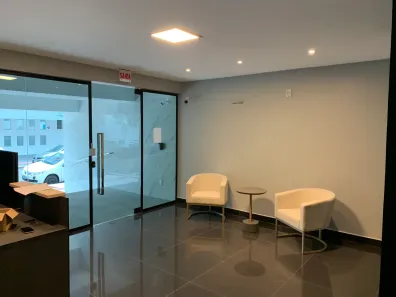 Sala Comercial para alugar, 45m² no Pioneiros, Balneário Camboriú