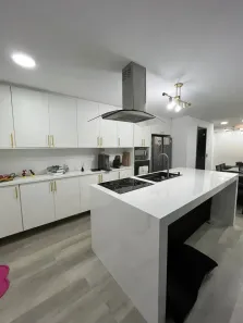 Casa com 4 Quartos à venda, 230m² no Vila Prel, São Paulo