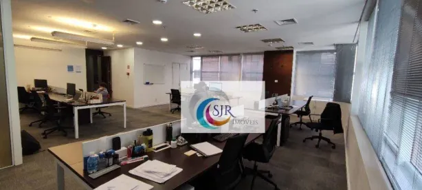 Sala Comercial para alugar, 208m² no Vila Olímpia, São Paulo