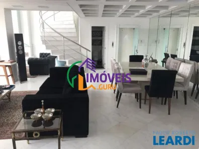 Cobertura com 4 Quartos para alugar, 249m² no Jardim Avelino, São Paulo