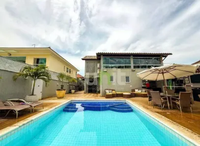 Casa com 5 Quartos à venda, 500m² no Camboinhas, Niterói