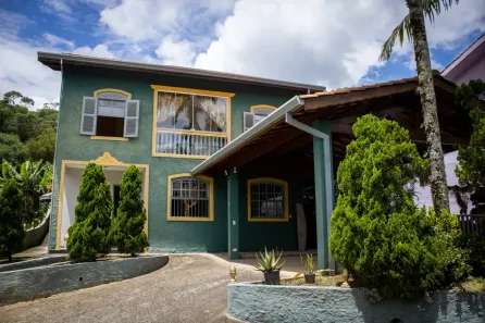 Casa de Condomínio com 3 Quartos à venda, 270m² no Chácaras São Cristóvão, Embu das Artes