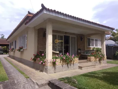 Casa com 3 Quartos à venda, 141m² no Várzea, Teresópolis